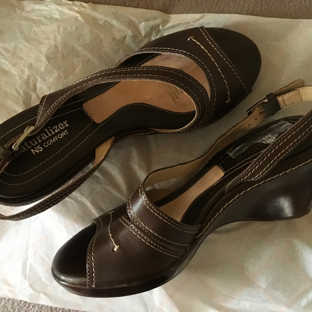 Never worn comfortable sandals